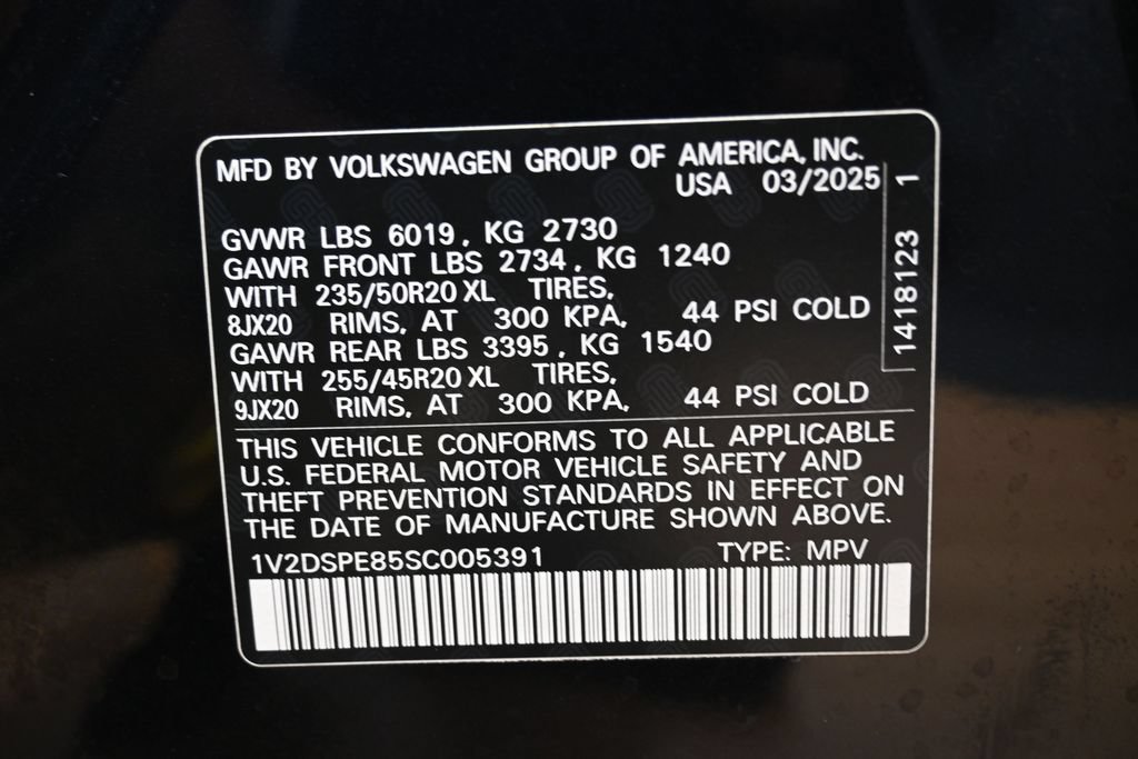 Used 2025 Volkswagen ID.4 Pro AWD/4WD image 39