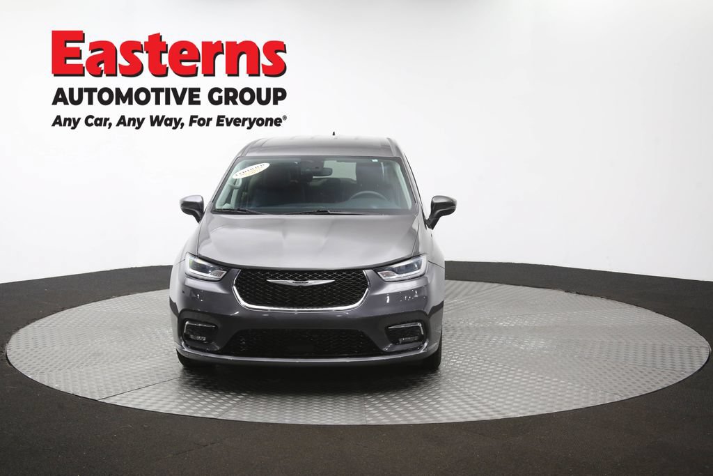 Used 2023 Chrysler Pacifica Touring-L FWD image 55