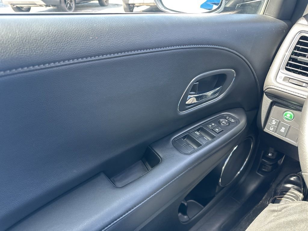 Used 2019 Honda HR-V EX-L image 19