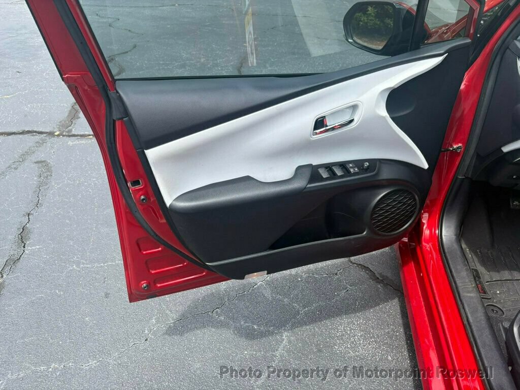 Used 2019 Toyota Prius Limited FWD image 11