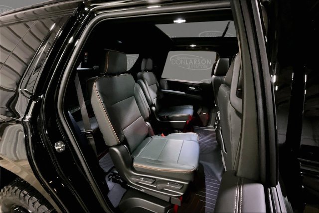 New 2026 GMC Yukon AT4 w/ AT4 Premium Package AWD/4WD image 15