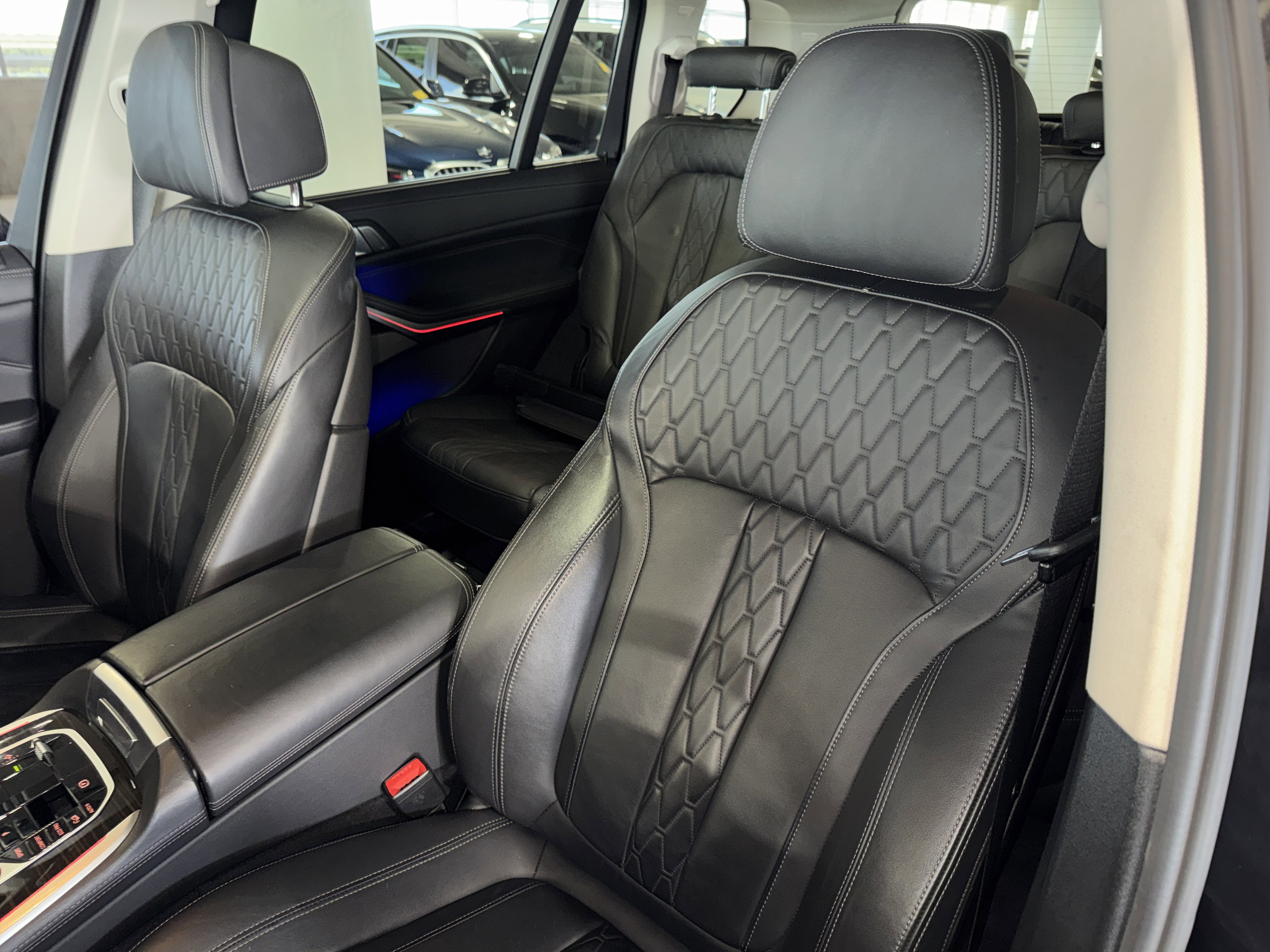 Used 2023 BMW X7 xDrive40i AWD/4WD image 34