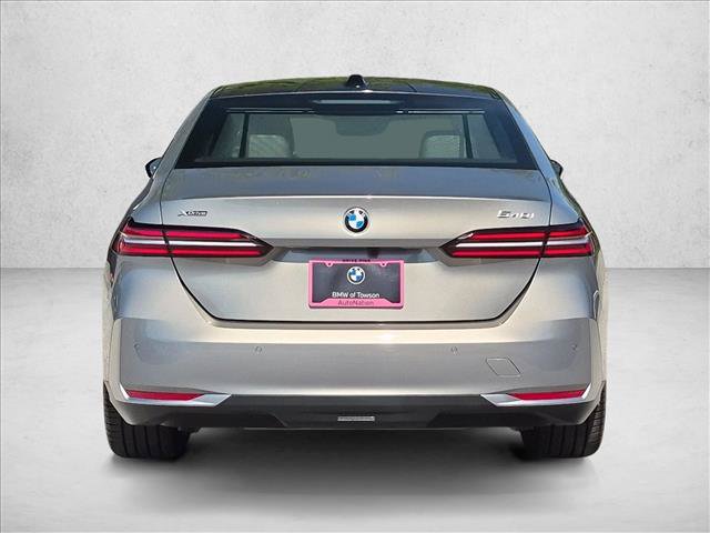 Certified 2026 BMW 540i xDrive AWD/4WD image 7