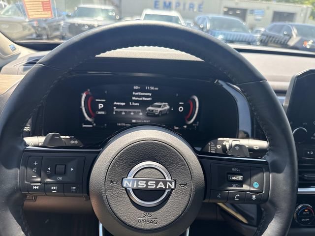 Used 2023 Nissan Pathfinder Platinum AWD/4WD image 28