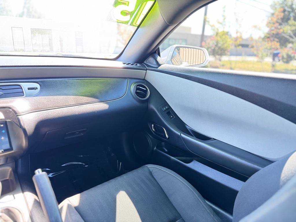 Used 2015 Chevrolet Camaro LS RWD image 11