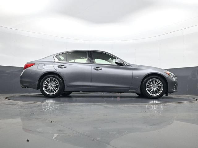Used 2017 INFINITI Q50 Signature Edition w/ All Weather Package (L93) AWD/4WD image 24