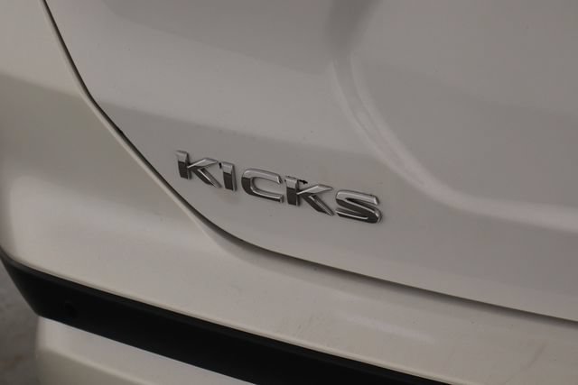 Used 2024 Nissan Kicks SV FWD image 33