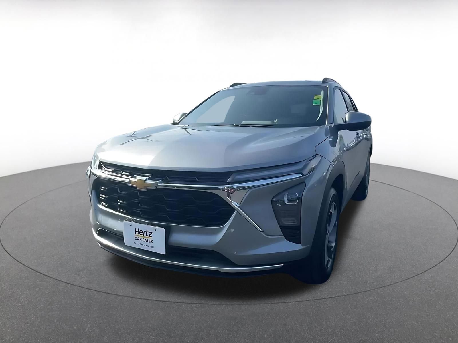 Used 2025 Chevrolet Trax LT w/ LT Convenience Package image 7