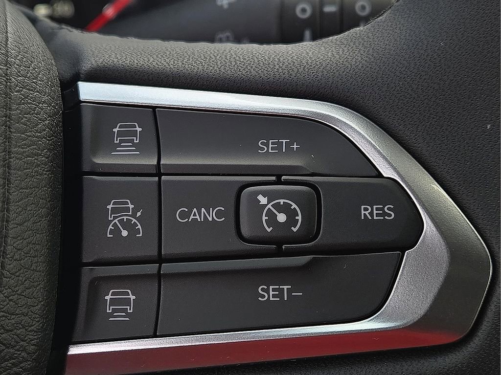 Used 2024 Jeep Compass Limited w/ Sun and Sound Group image 17