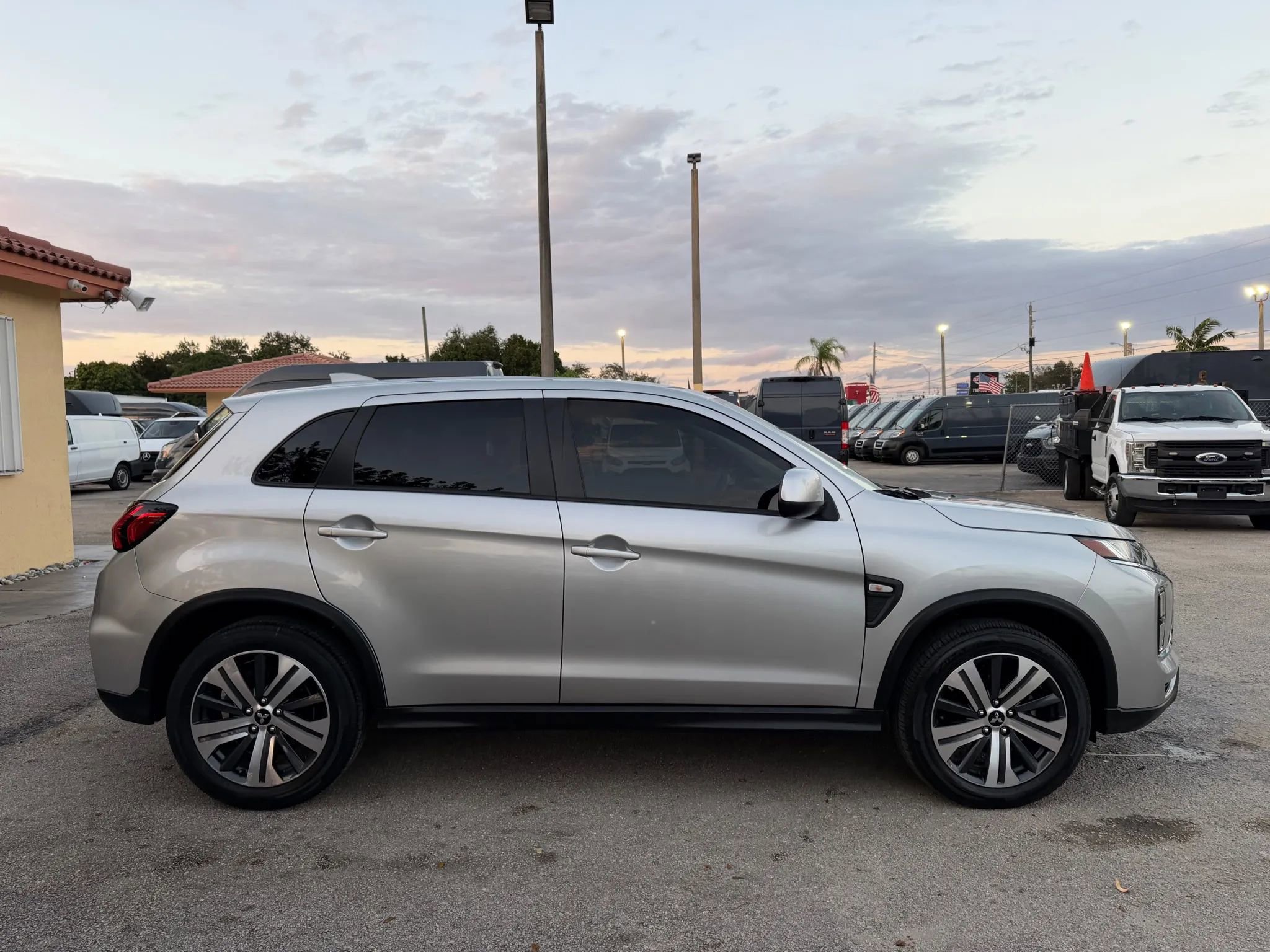 Used 2021 Mitsubishi Outlander Sport FWD image 7