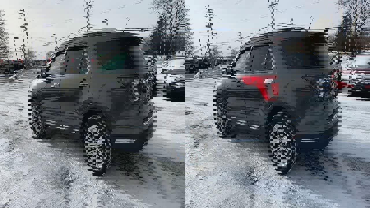 Used 2018 Ford Explorer Limited w/ Equipment Group 301A image 6
