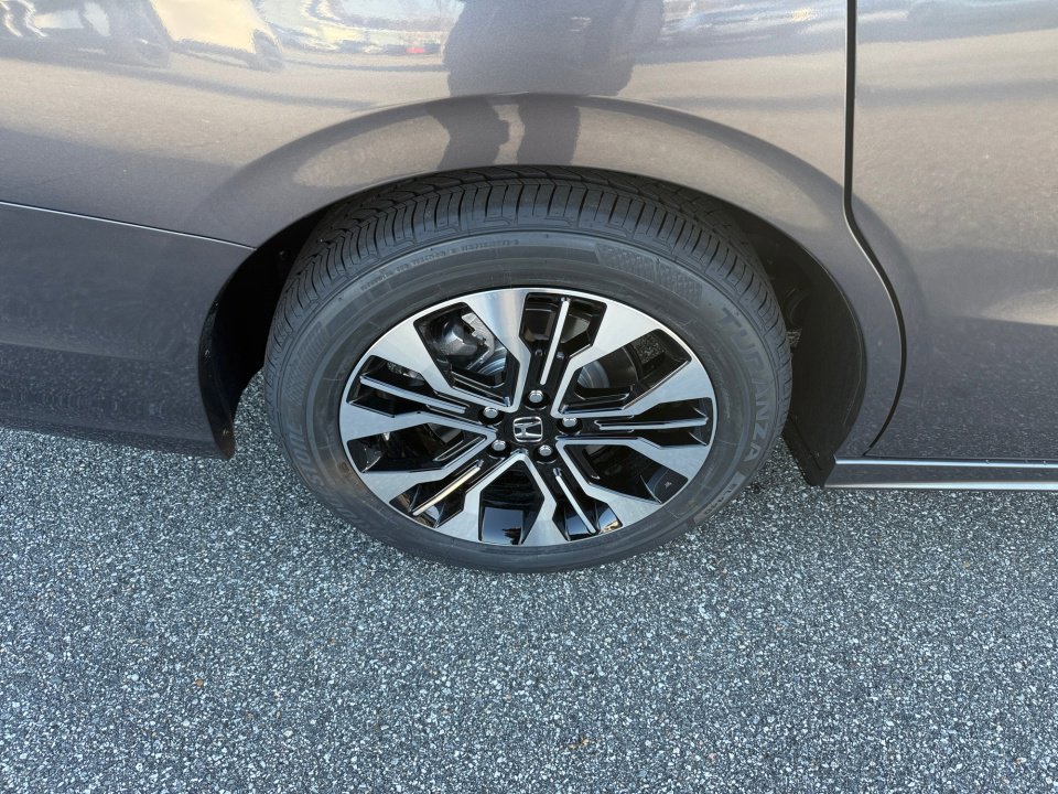 Used 2026 Honda Odyssey Elite image 23