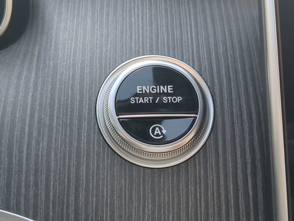 Used 2024 Mercedes-Benz CLE 300 4MATIC Cabriolet image 14