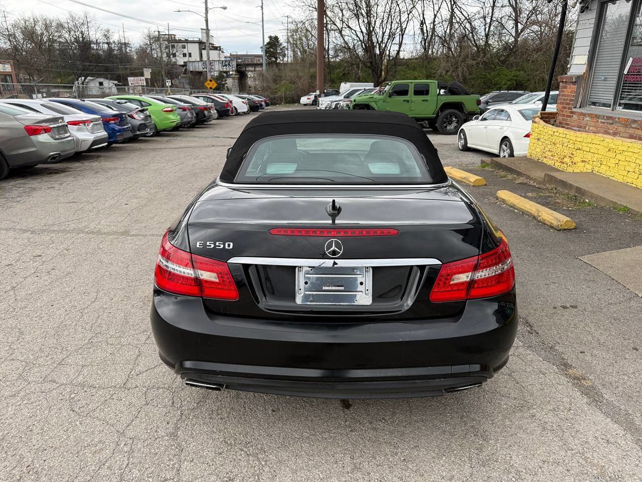 Used 2011 Mercedes-Benz E 550 Cabriolet w/ Premium 2 Pkg image 18