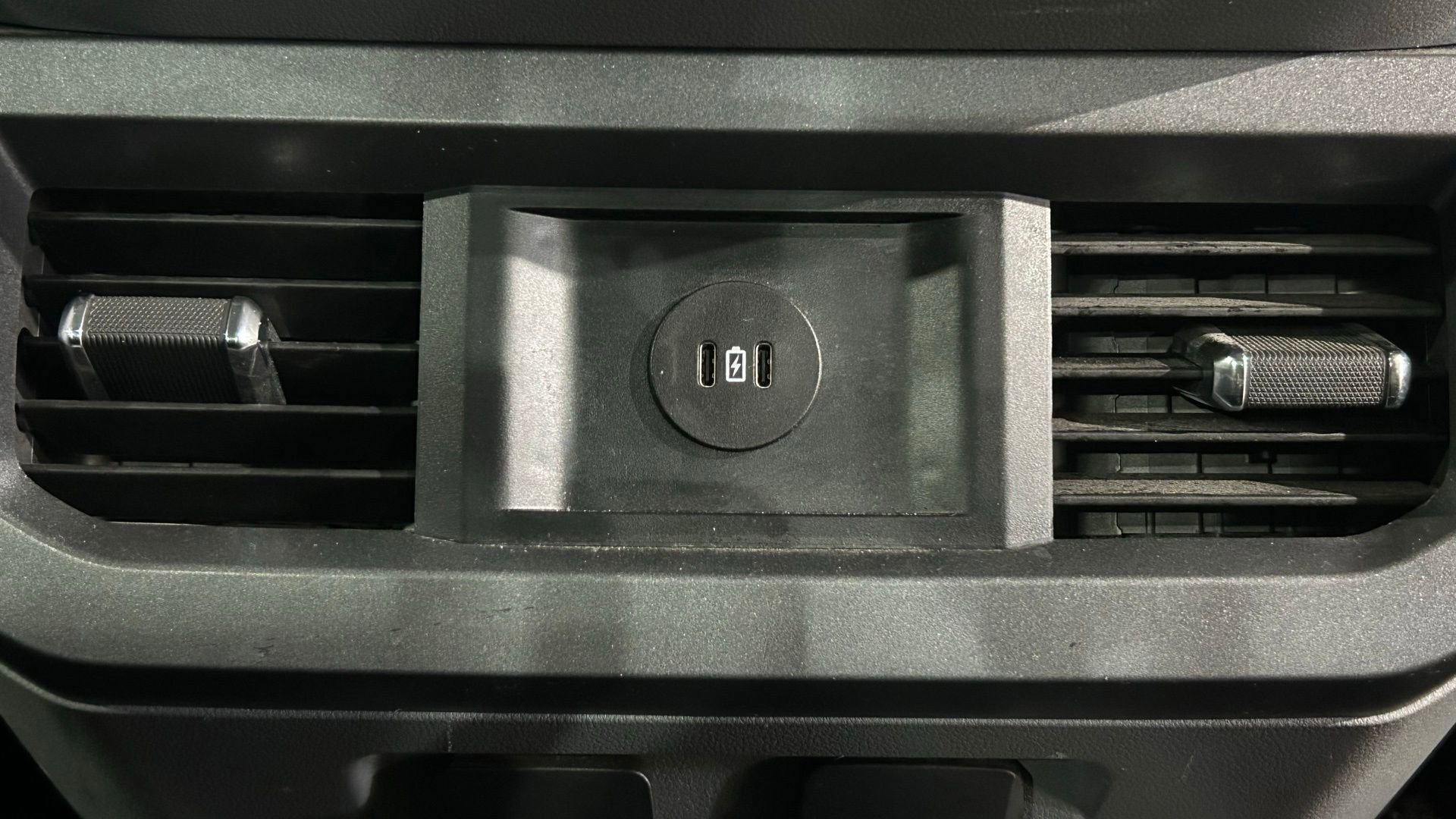 Used 2023 Ford F250 XLT w/ XLT Premium Package image 97