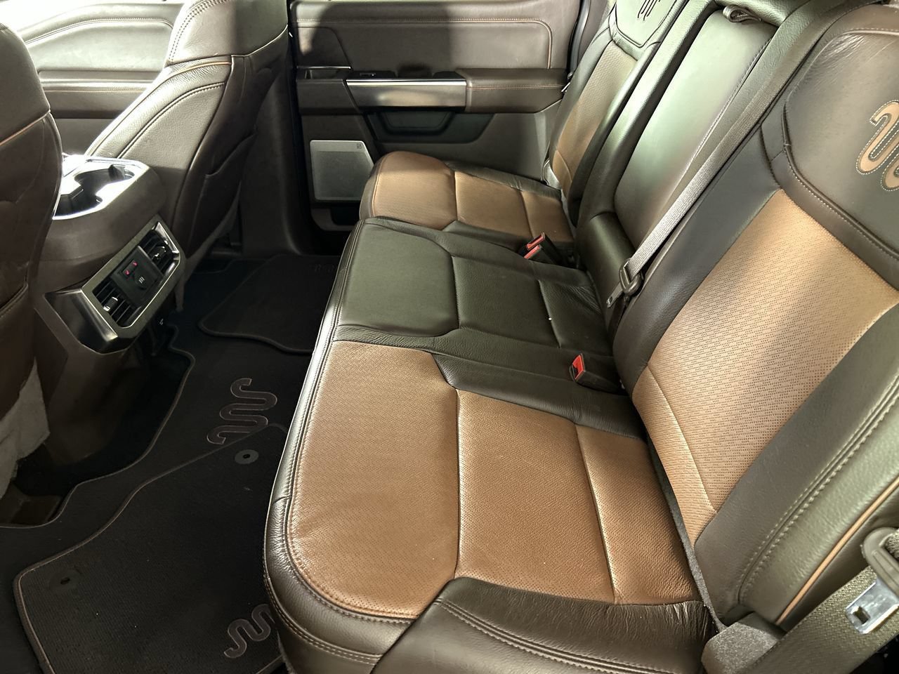 Used 2024 Ford F250 King Ranch w/ Chrome Package AWD/4WD image 25