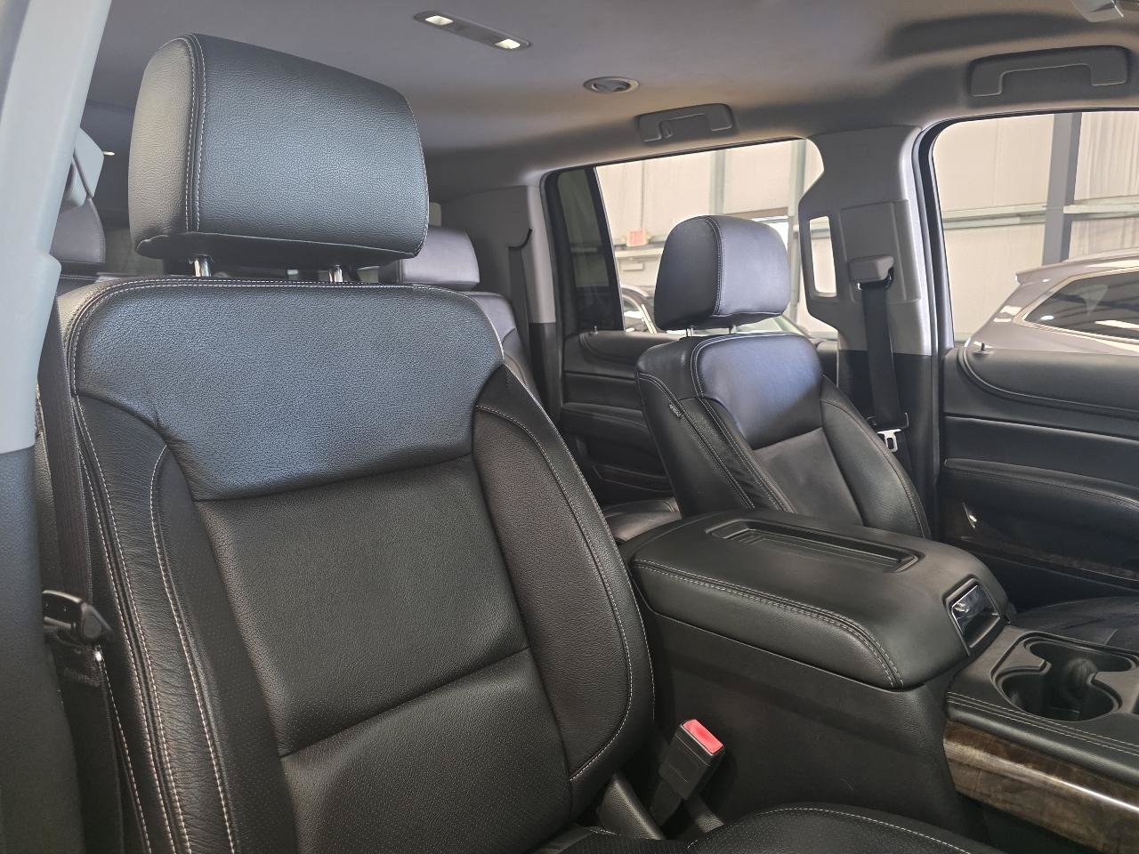 Used 2020 Chevrolet Suburban LS w/ Enhanced Driver Alert Package RWD image 22