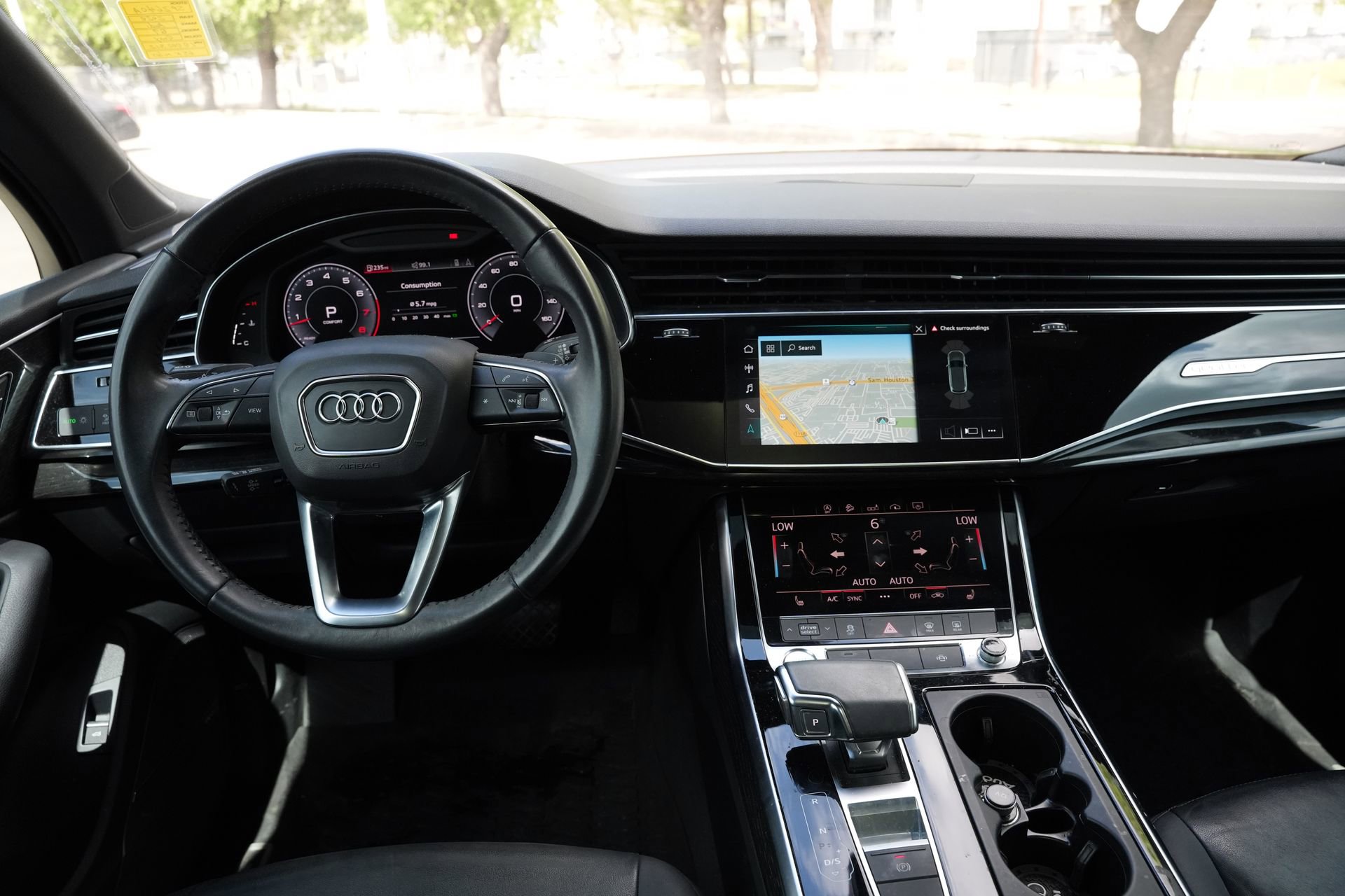 Used 2020 Audi Q7 3.0T Premium Plus AWD/4WD image 9