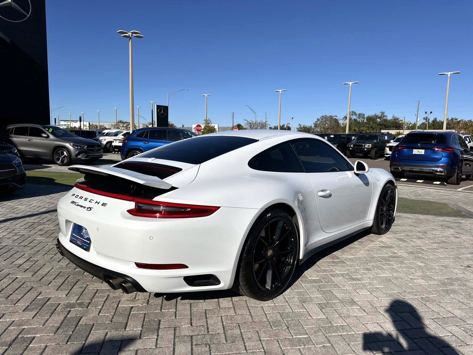 Used 2017 Porsche 911 Carrera 4S image 4