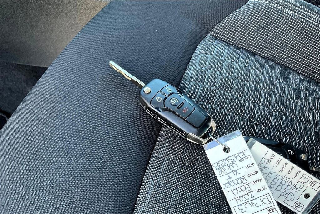 Used 2024 Ford Ranger XLT w/ FX4 Off-Road Package image 36