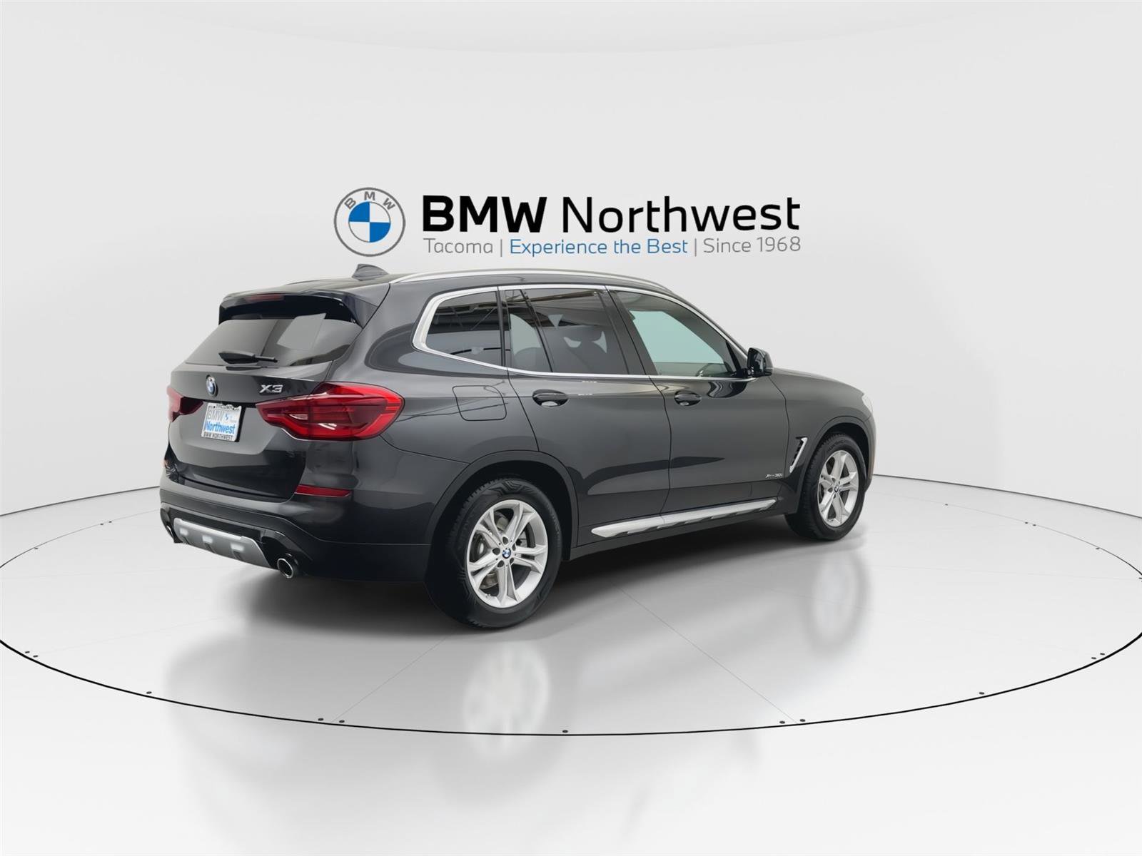Used 2018 BMW X3 xDrive30i AWD/4WD image 3