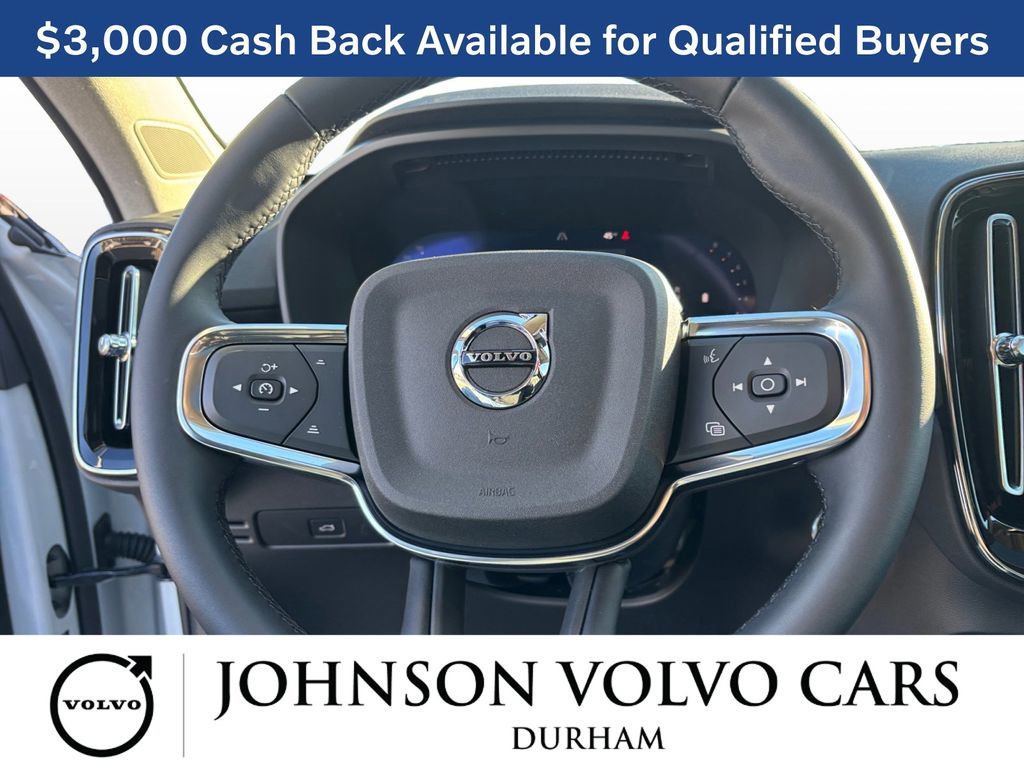 New 2026 Volvo XC40 B5 Core w/ Climate Package image 16