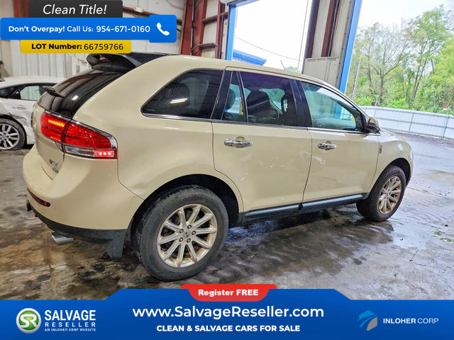 Used 2014 Lincoln MKX AWD w/ Equipment Group 101A image 4