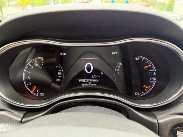 Used 2018 Jeep Grand Cherokee Altitude AWD/4WD image 37