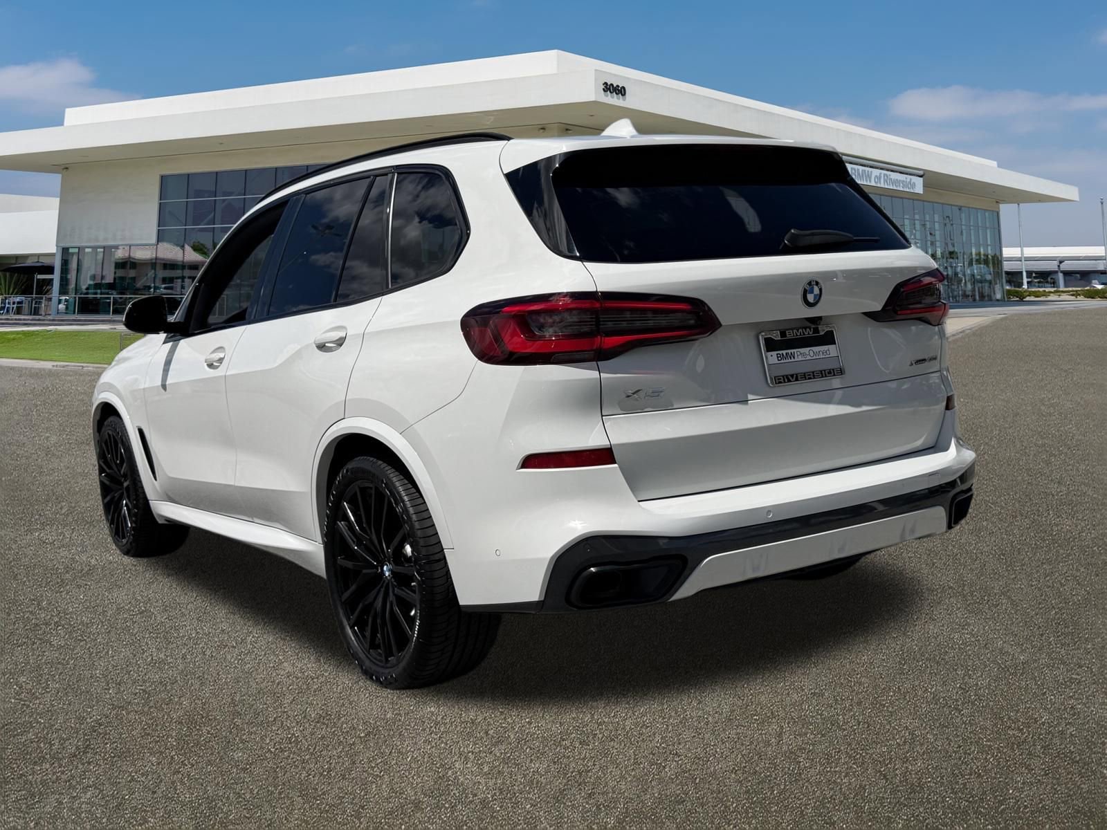 Certified 2022 BMW X5 xDrive40i w/ M Sport Package image 8