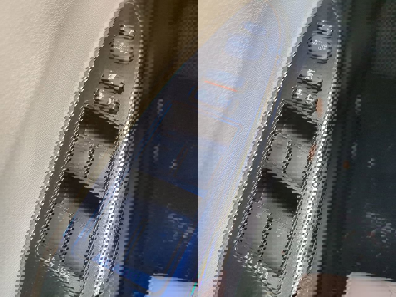 Used 2014 Toyota Avalon Limited image 24