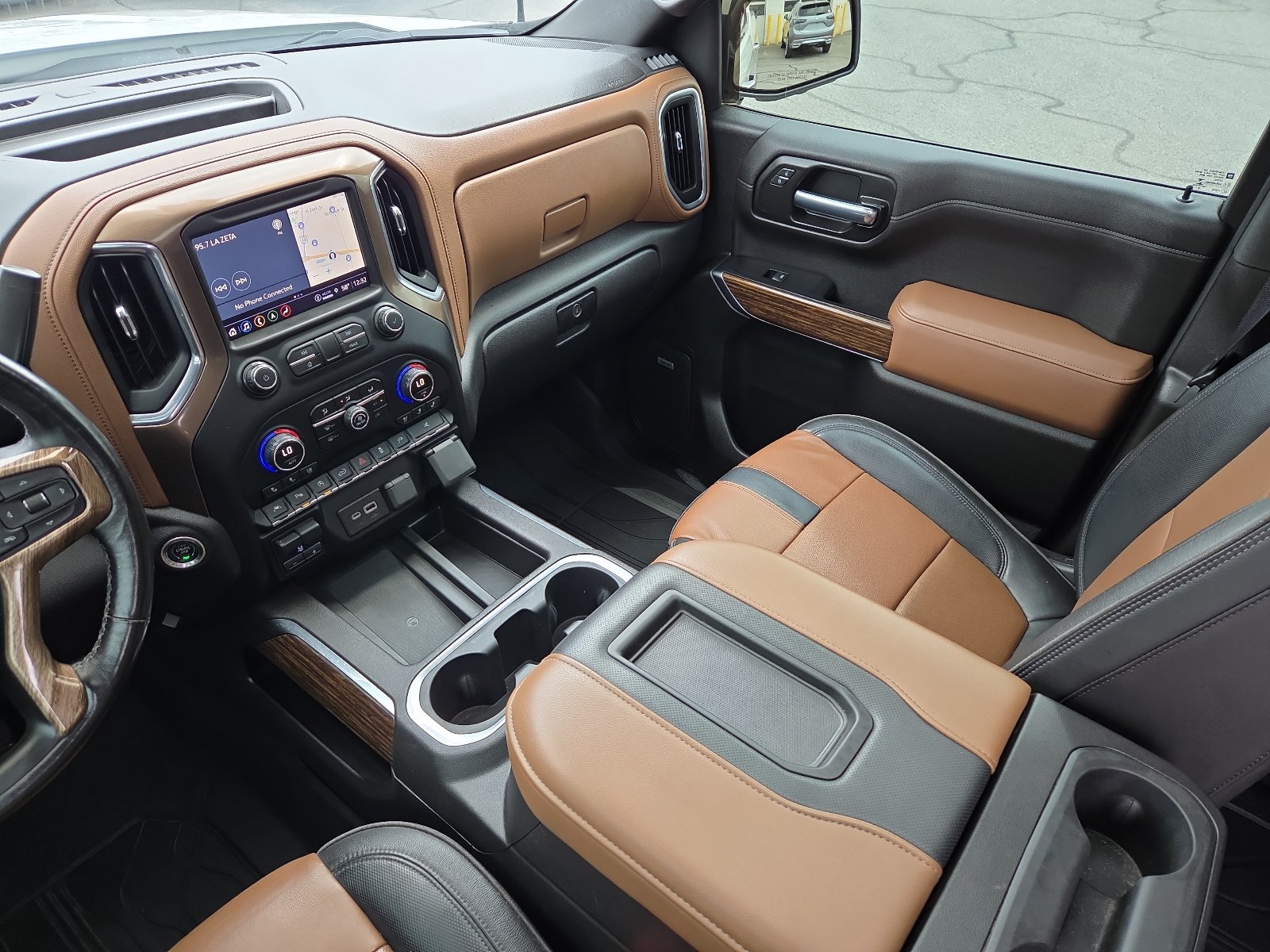 Certified 2021 Chevrolet Silverado 1500 High Country w/ Technology Package AWD/4WD image 19