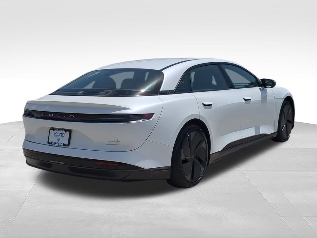 Used 2024 Lucid Air Touring AWD/4WD image 3