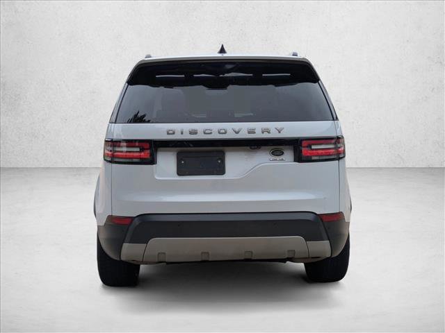 Used 2017 Land Rover Discovery HSE AWD/4WD image 6