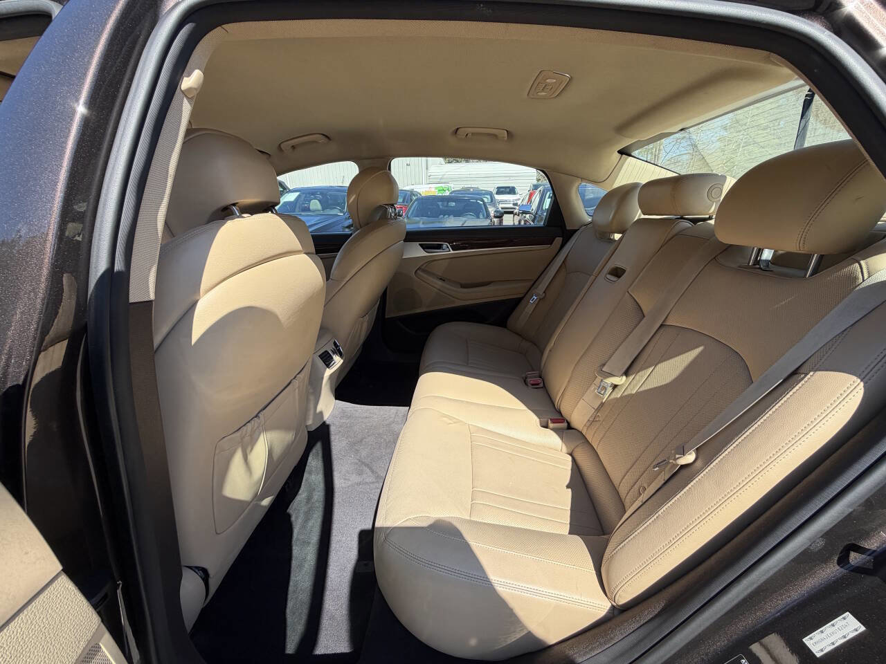 Used 2017 Genesis G80 3.8 image 29