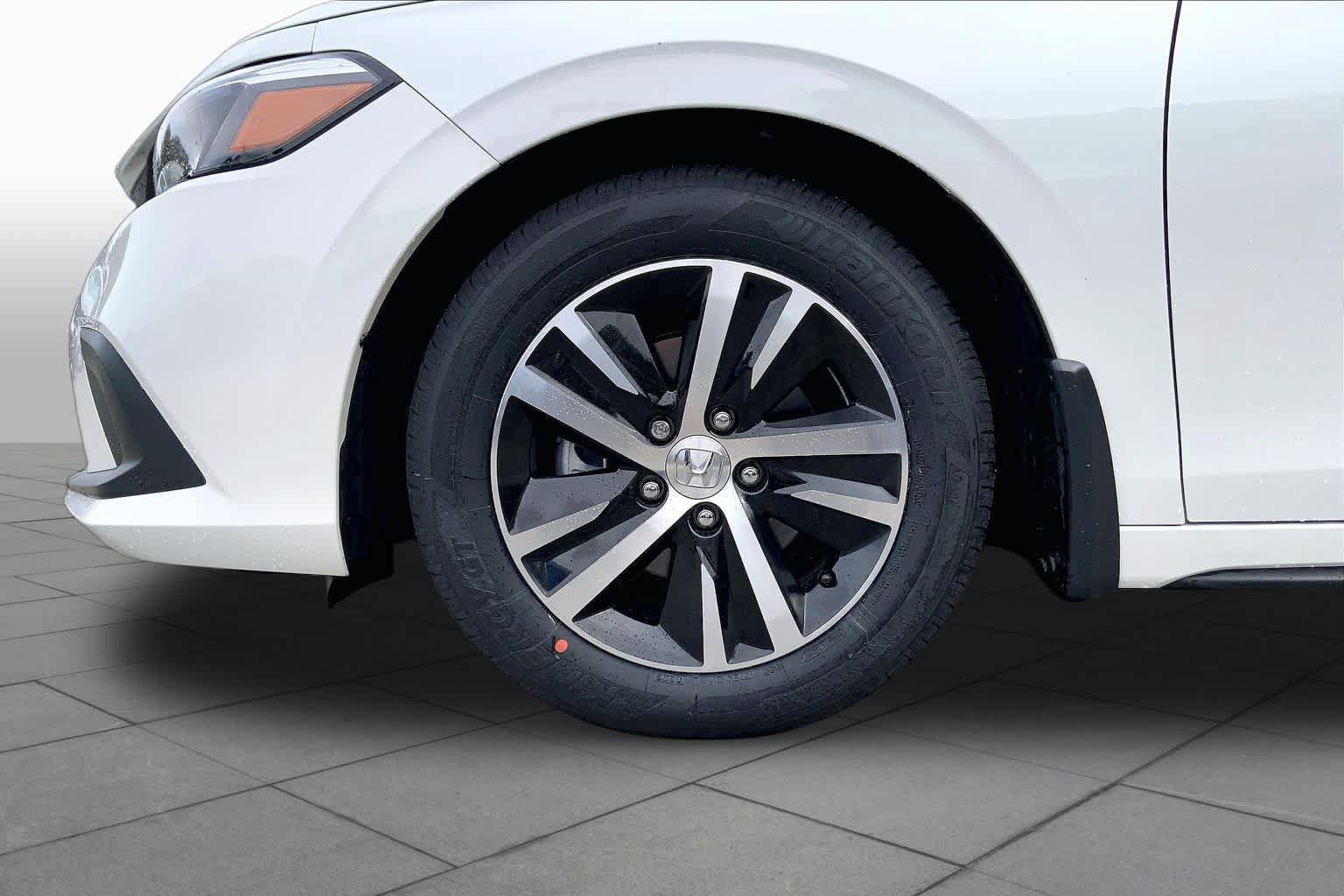Used 2024 Honda Civic LX image 11