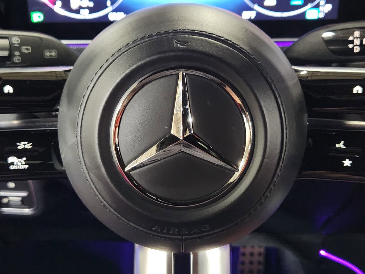 Used 2025 Mercedes-Benz G 550 image 48