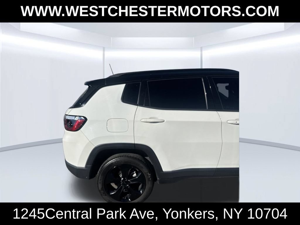 Used 2021 Jeep Compass Latitude w/ Sun and Sound Group AWD/4WD image 11
