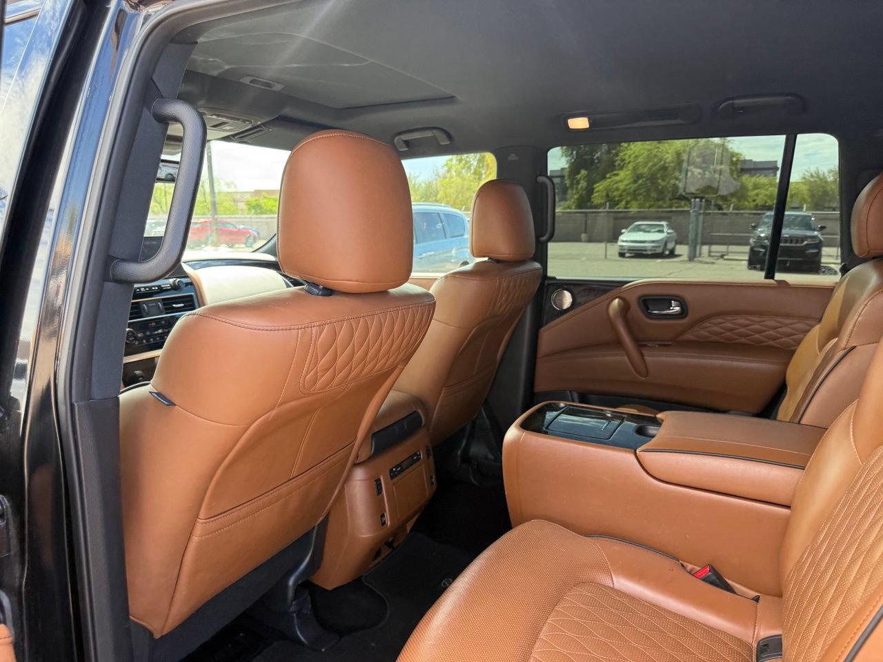 Certified 2024 INFINITI QX80 Sensory w/ Cargo Package AWD/4WD image 11