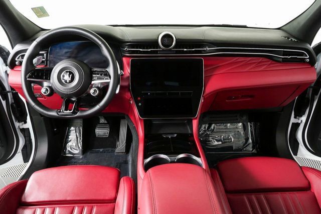 Used 2023 Maserati Grecale Modena image 21