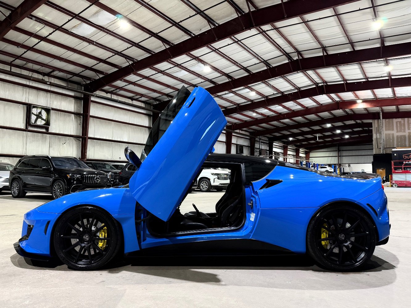 Used 2021 Lotus Evora image 7