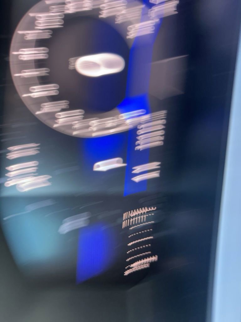 Used 2022 Volkswagen Tiguan SE image 27