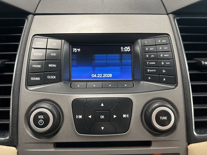 Used 2019 Ford Taurus SE FWD image 25