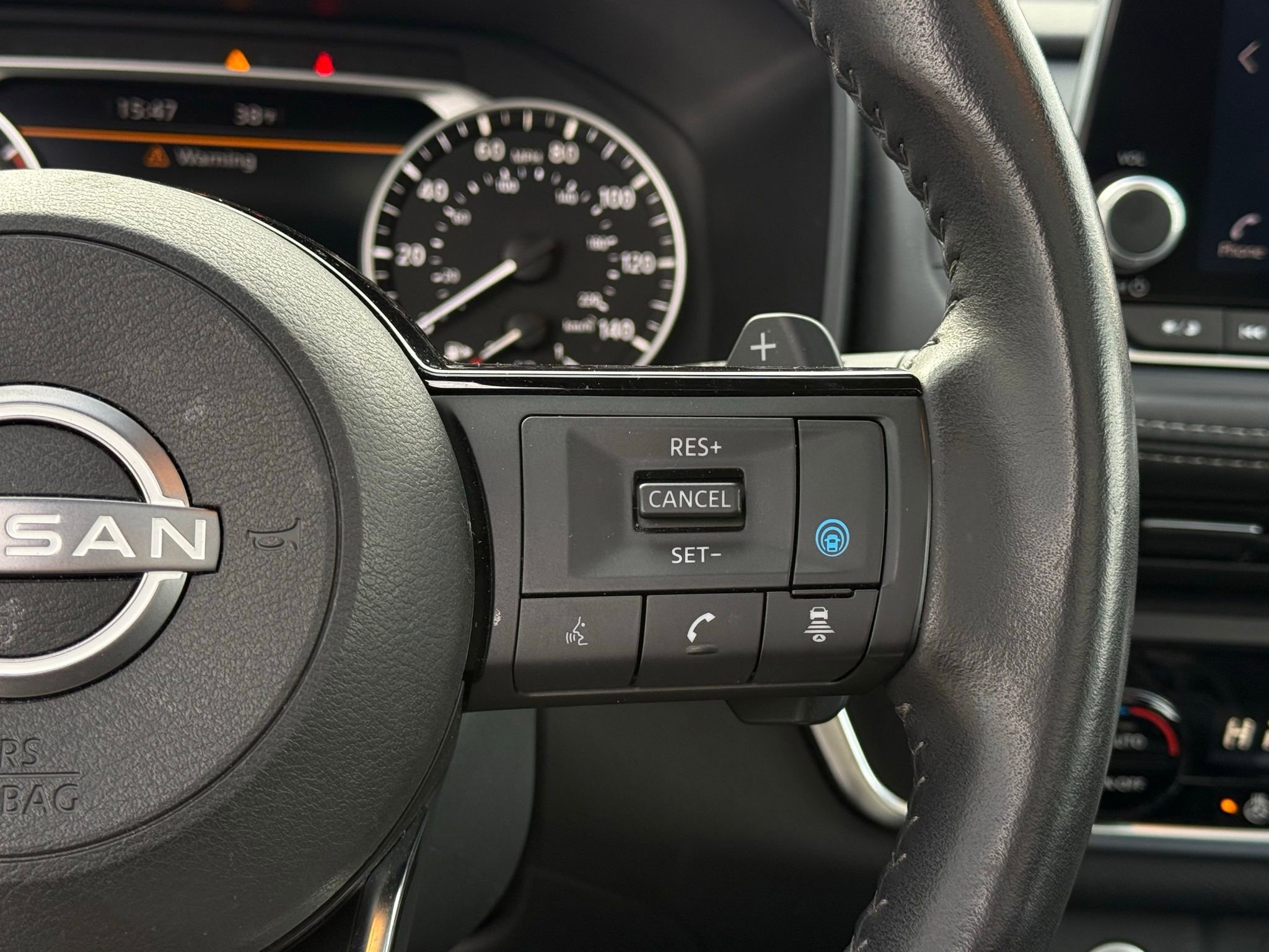 Used 2023 Nissan Rogue SV w/ SV Premium B Package image 52