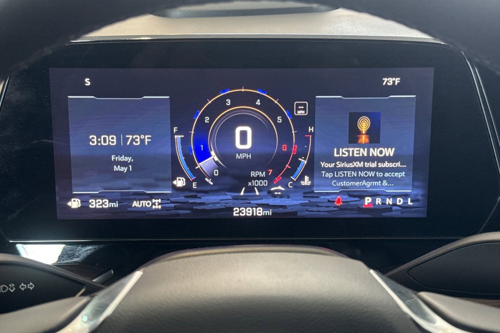 Used 2025 Chevrolet Suburban Z71 AWD/4WD image 37