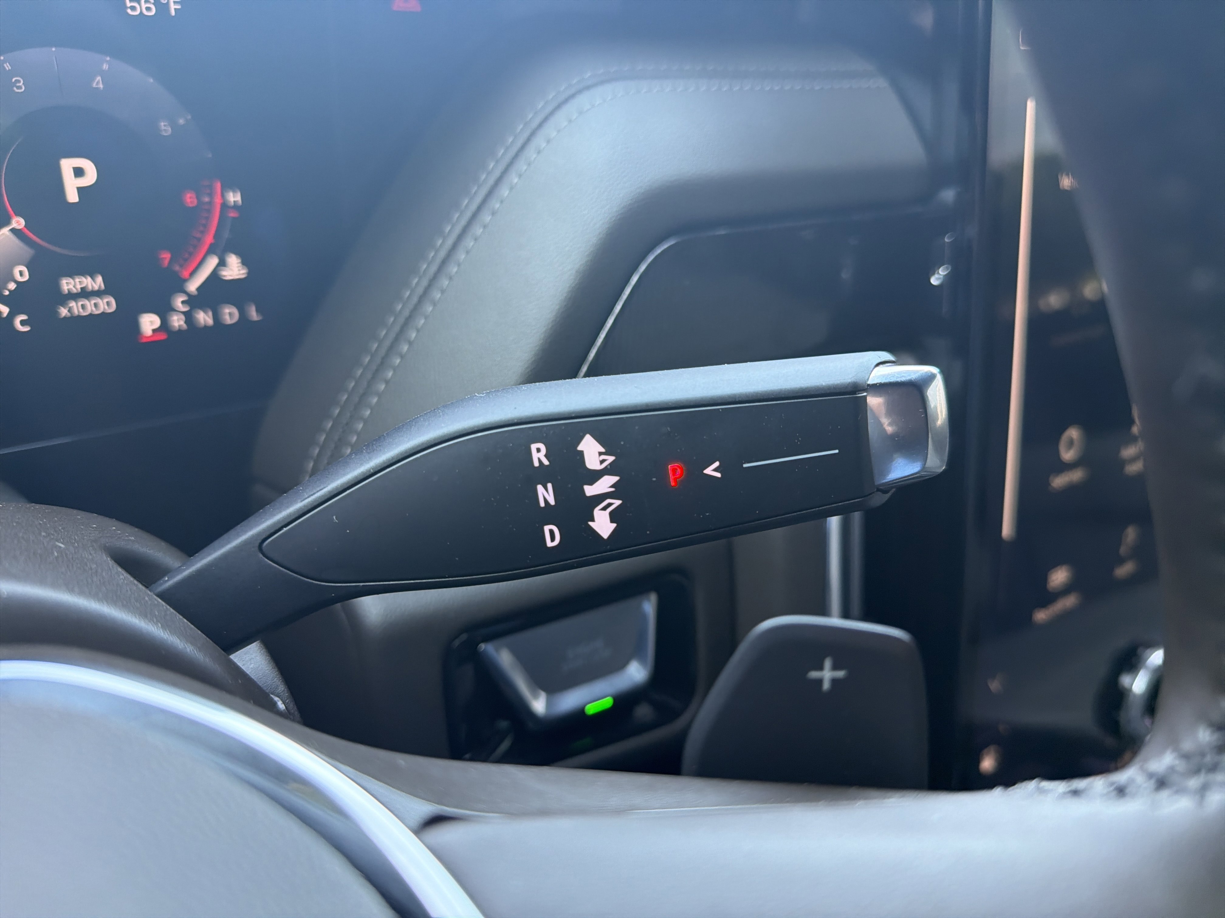 Used 2026 GMC Yukon XL Elevation image 25