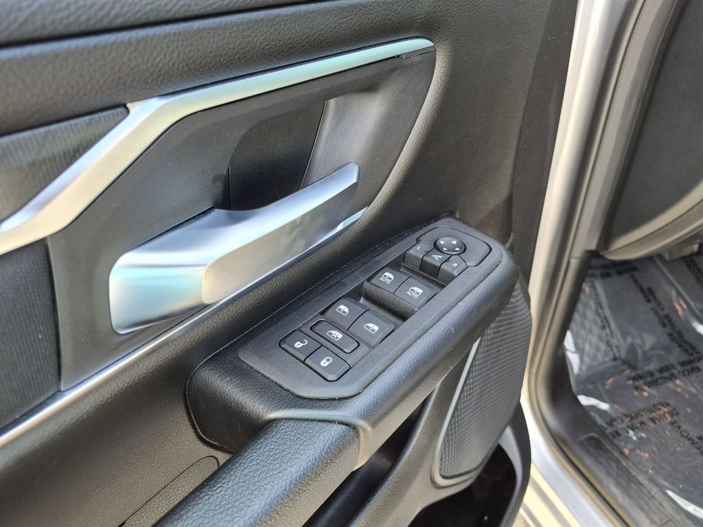 Used 2025 RAM 1500 Big Horn AWD/4WD image 12