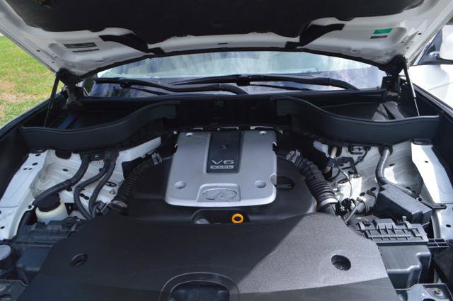 Used 2015 INFINITI QX70 2WD w/ Premium Package image 25