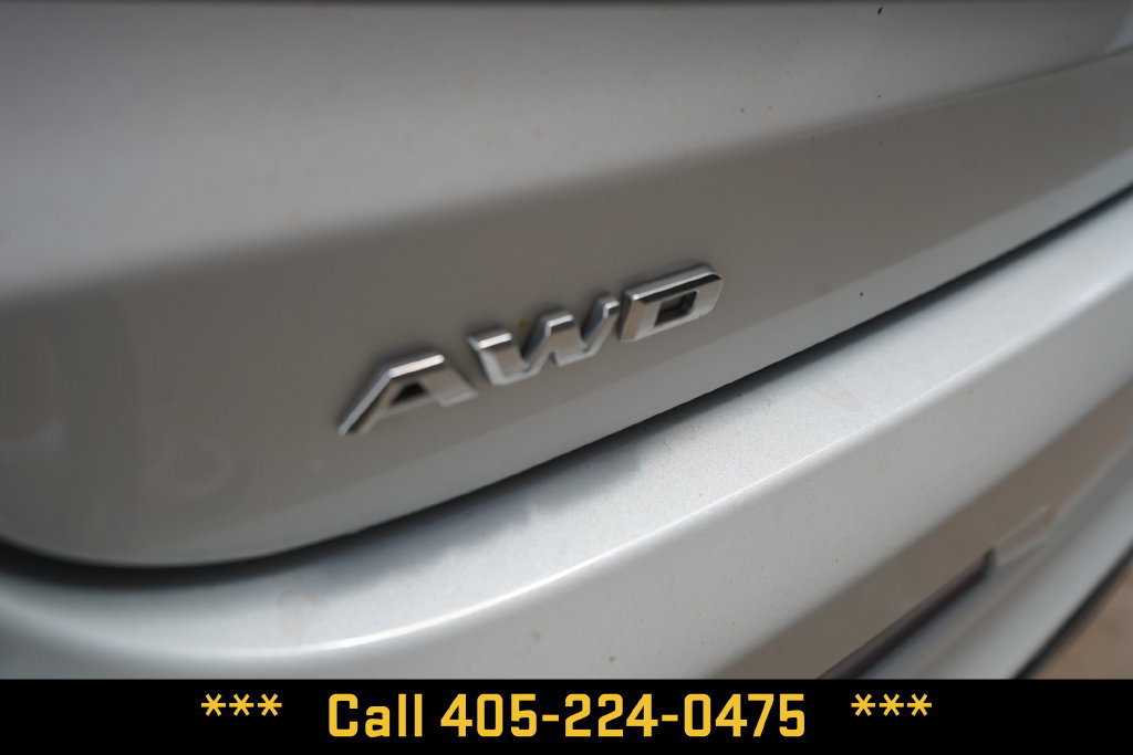 Used 2024 Cadillac XT6 Luxury w/ LPO, Floor Liner Package AWD/4WD image 7