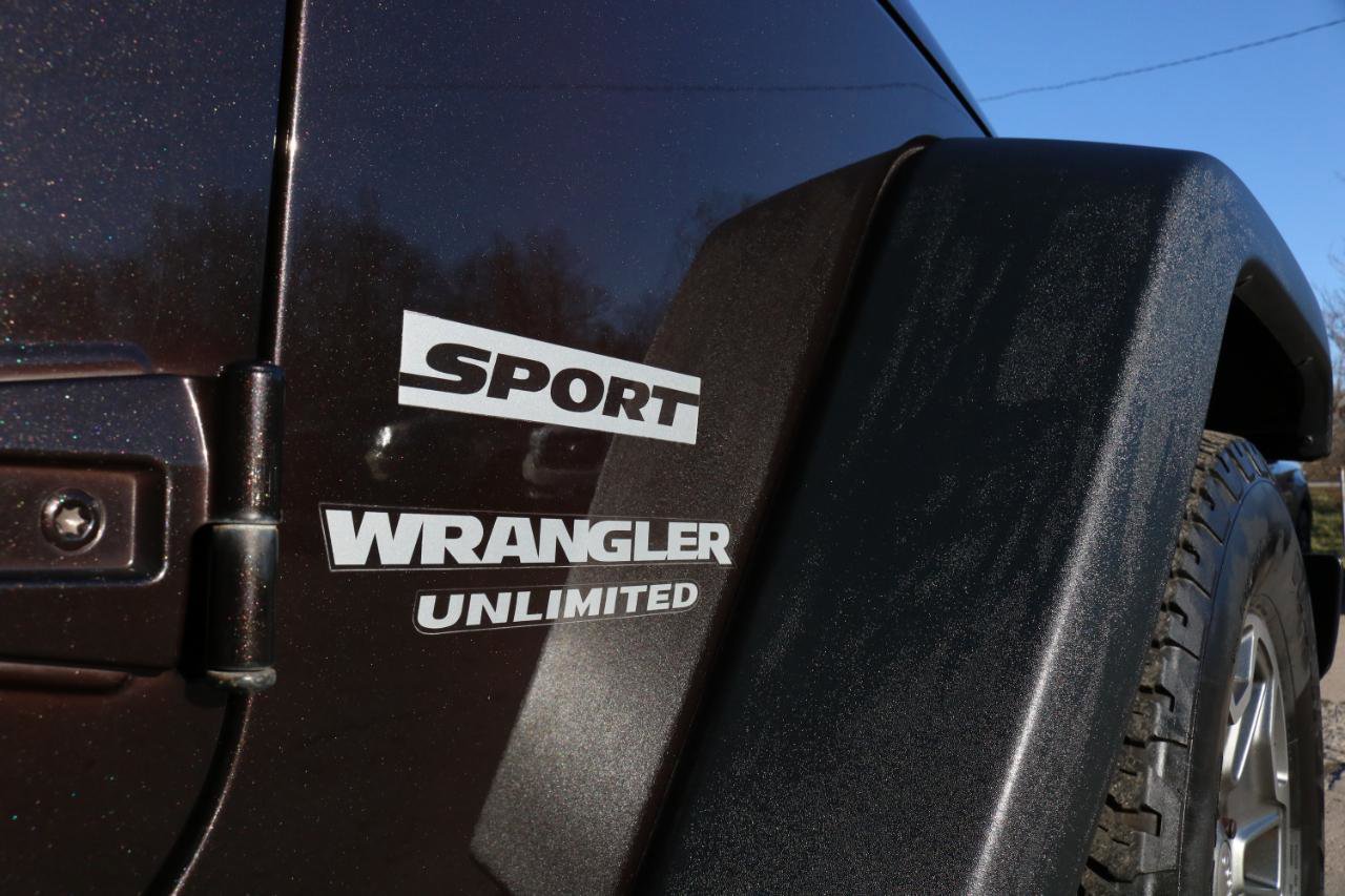 Used 2013 Jeep Wrangler Unlimited Sport image 8