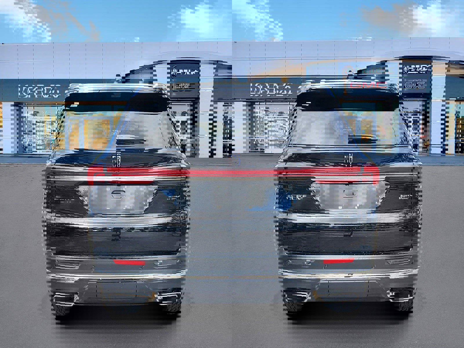 New 2026 Buick Enclave Preferred w/ Power Package image 4